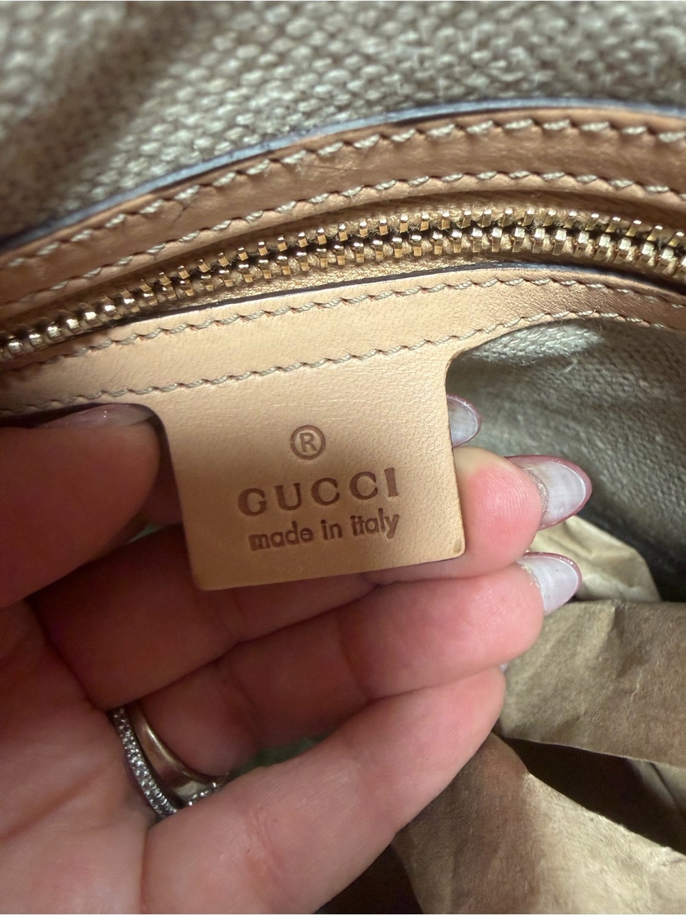 Gucci Rare Pelham Flora Tote - Picture 9 of 11